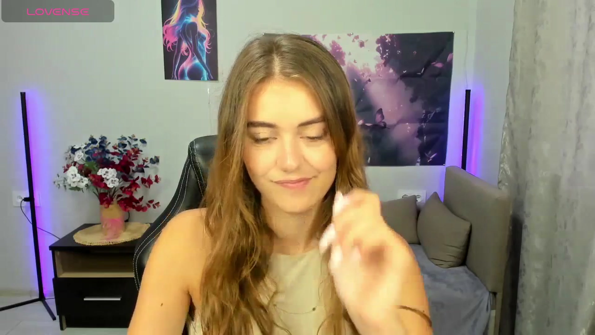 Gallery image thumbnail from TracySpark's myfreecams stream on, 09/12/2025, 09:09 image 17 of 20