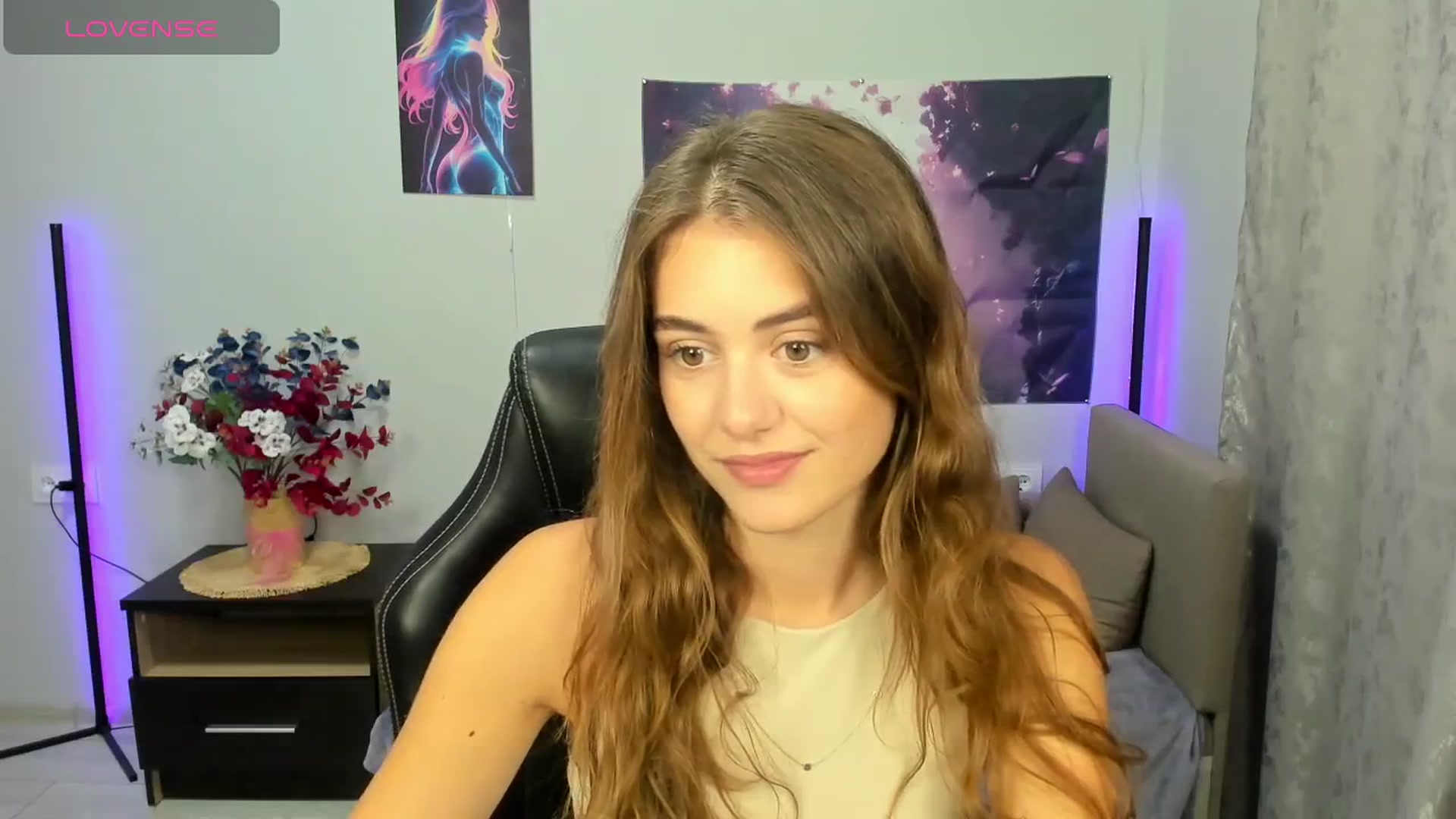 Gallery image thumbnail from TracySpark's myfreecams stream on, 09/12/2025, 09:09 image 2 of 20