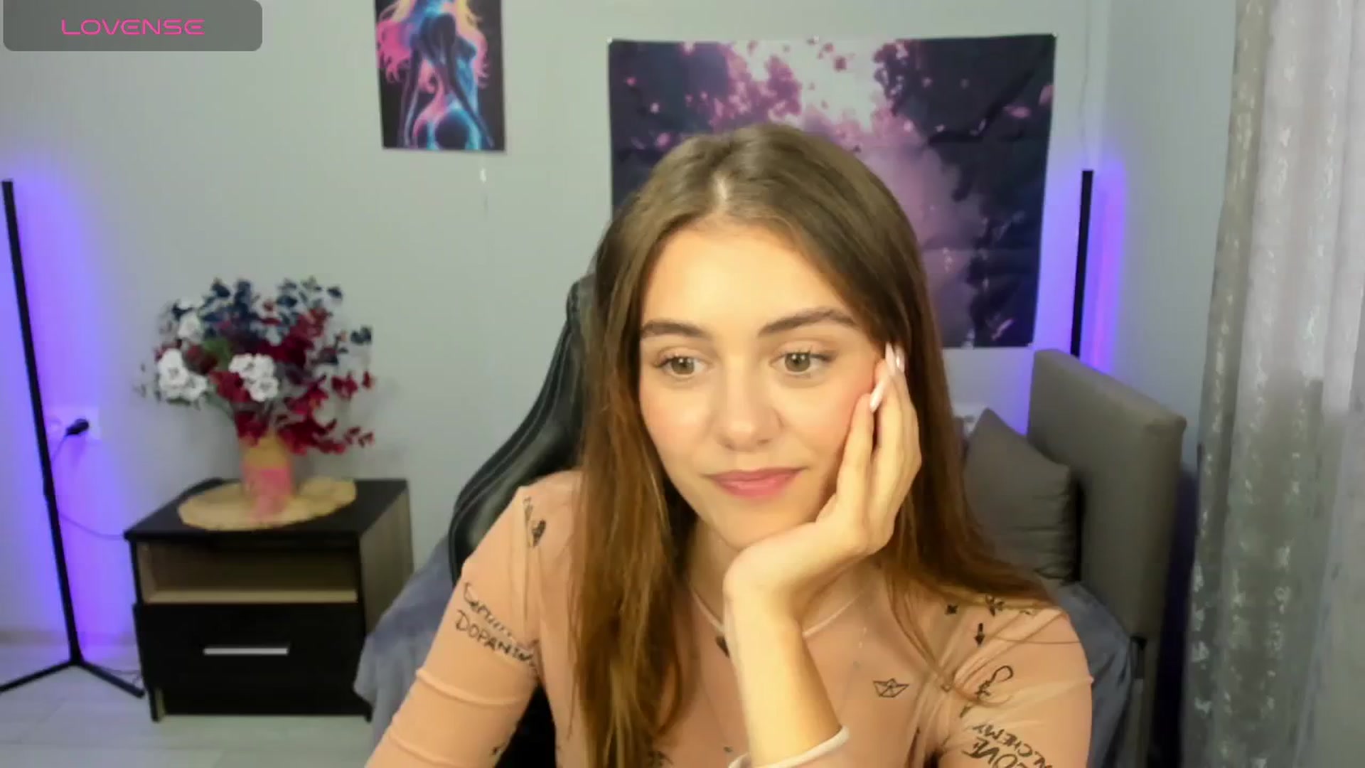 Gallery image thumbnail from TracySpark's myfreecams stream on, 09/15/2025, 11:18 image 18 of 20