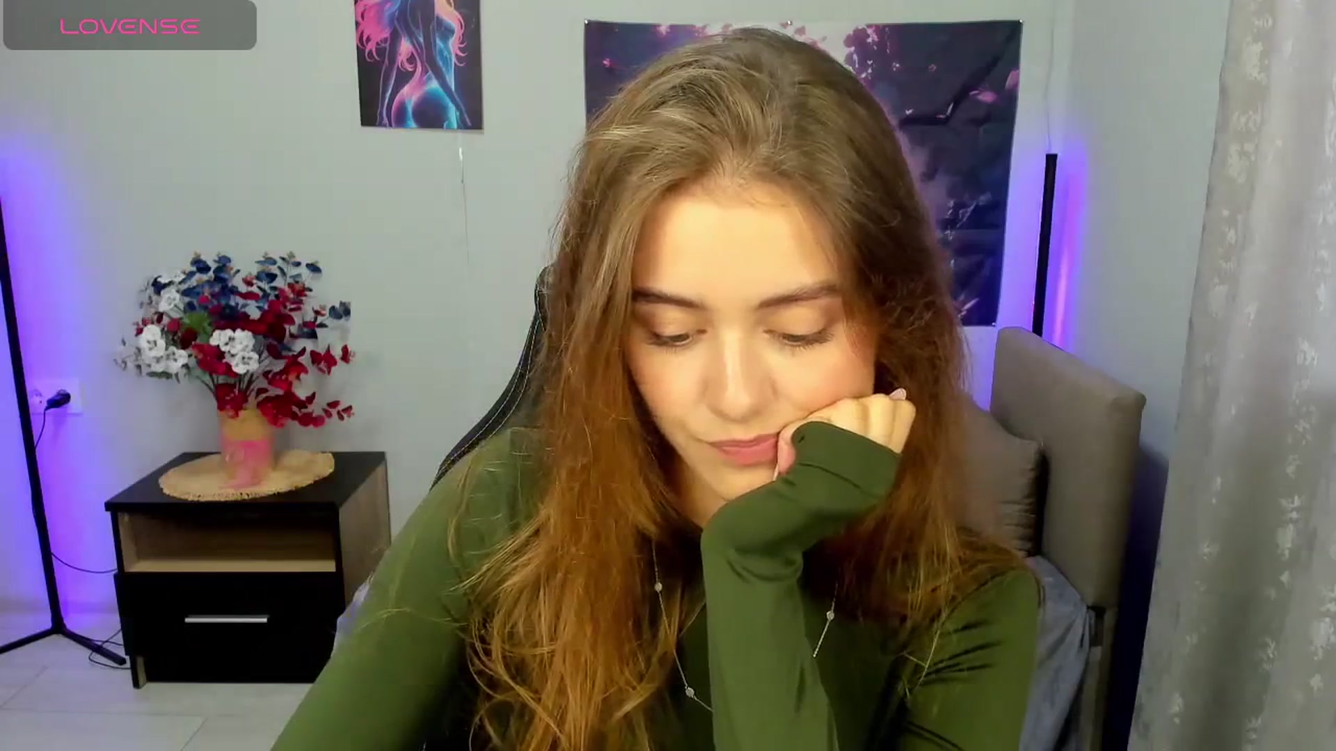 Gallery image thumbnail from TracySpark's myfreecams stream on, 09/16/2025, 12:03 image 15 of 20