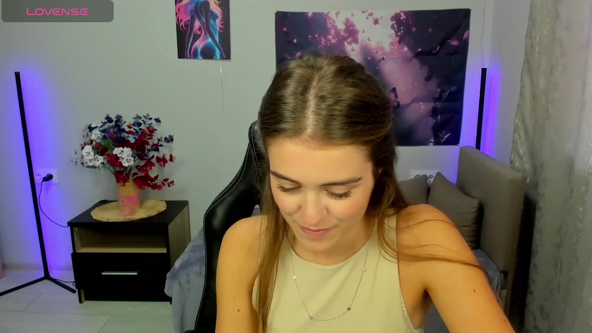 Gallery image thumbnail from TracySpark's myfreecams stream on, 09/18/2025, 10:56 image 4 of 20