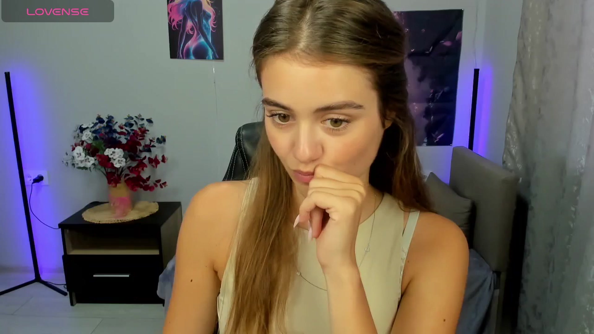 Gallery image thumbnail from TracySpark's myfreecams stream on, 09/18/2025, 11:44 image 16 of 20
