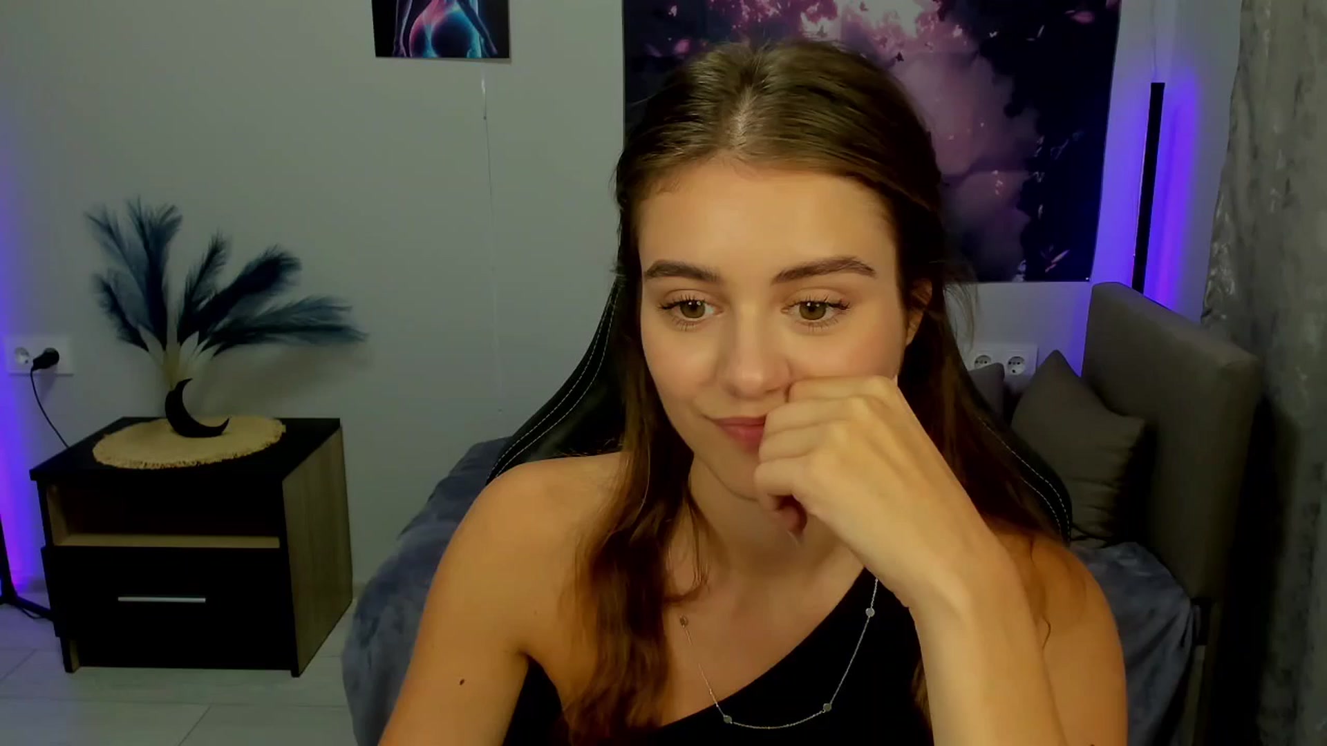 Gallery image thumbnail from TracySpark's myfreecams stream on, 09/22/2025, 09:06 image 20 of 20
