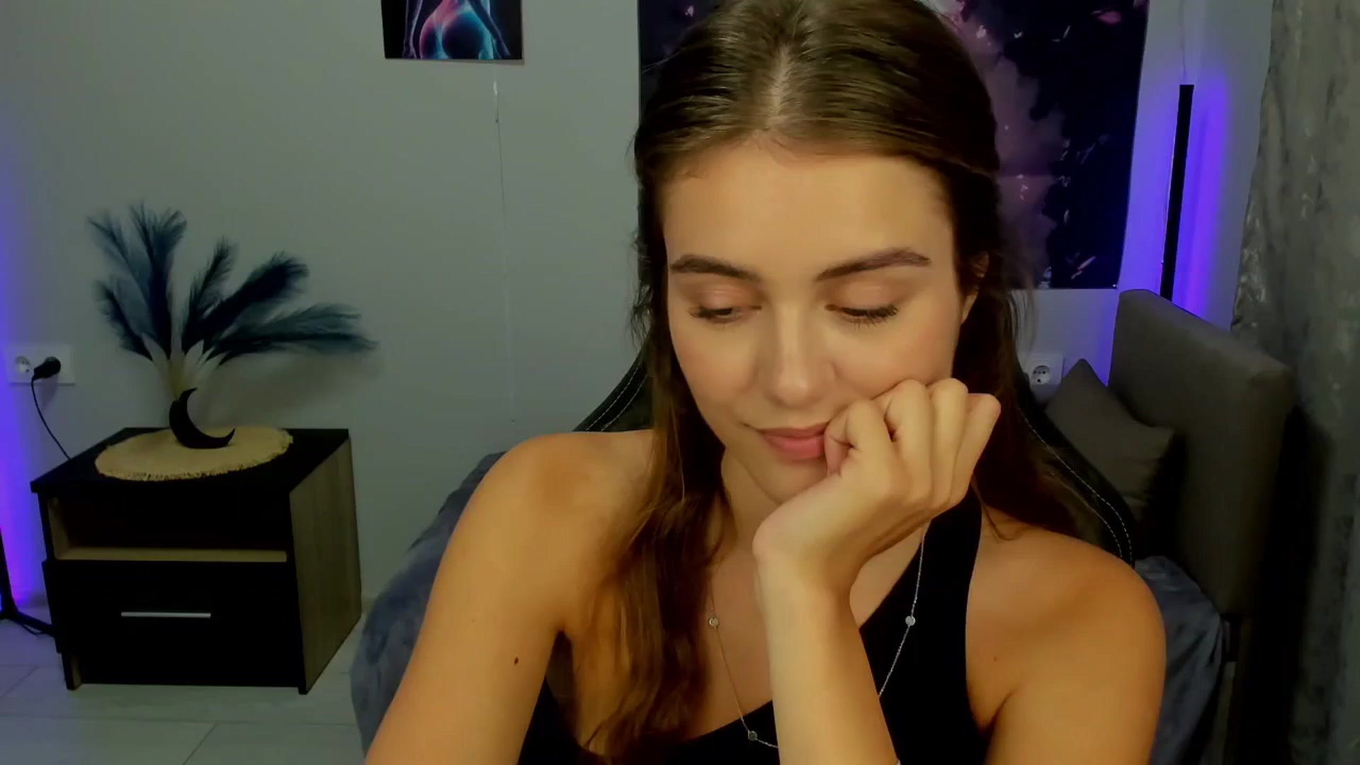 Gallery image thumbnail from TracySpark's myfreecams stream on, 09/22/2025, 09:06 image 12 of 20