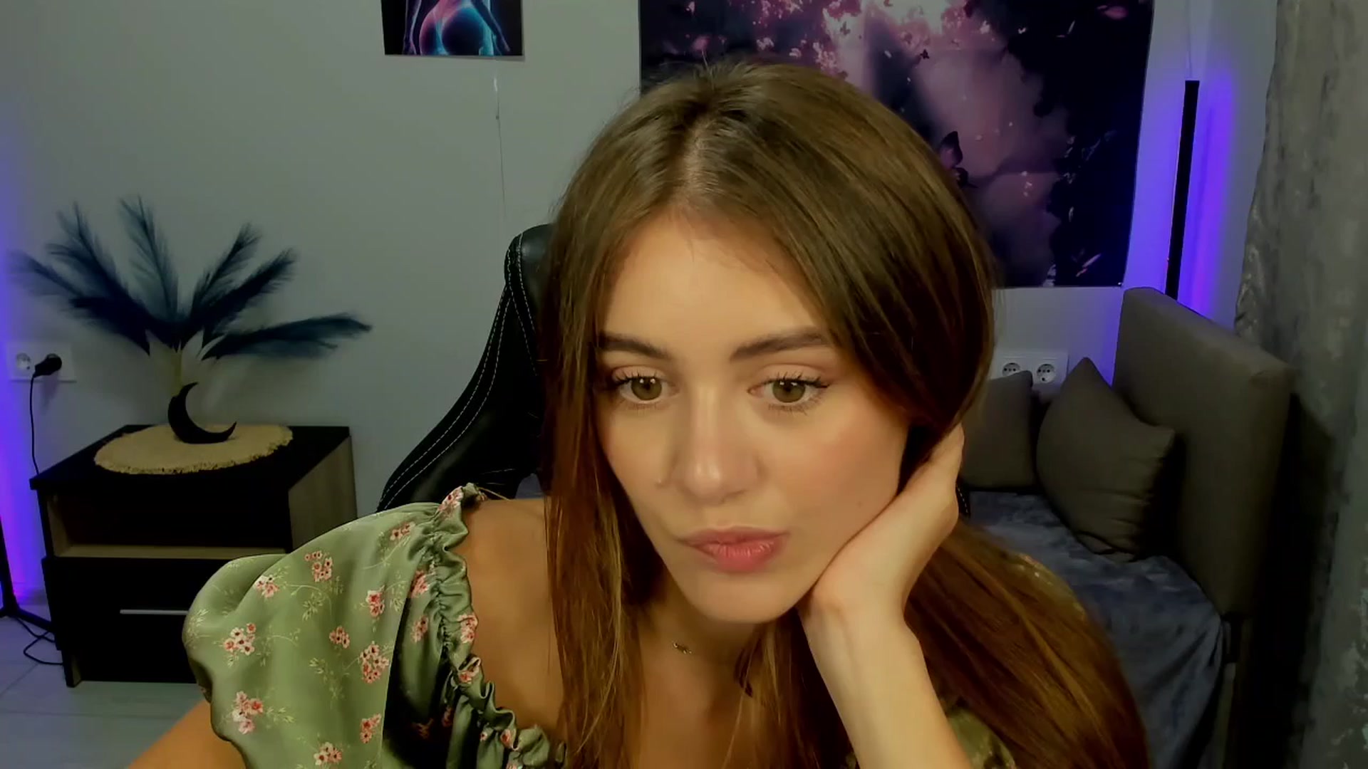 Gallery image thumbnail from TracySpark's myfreecams stream on, 09/23/2025, 08:11 image 4 of 20