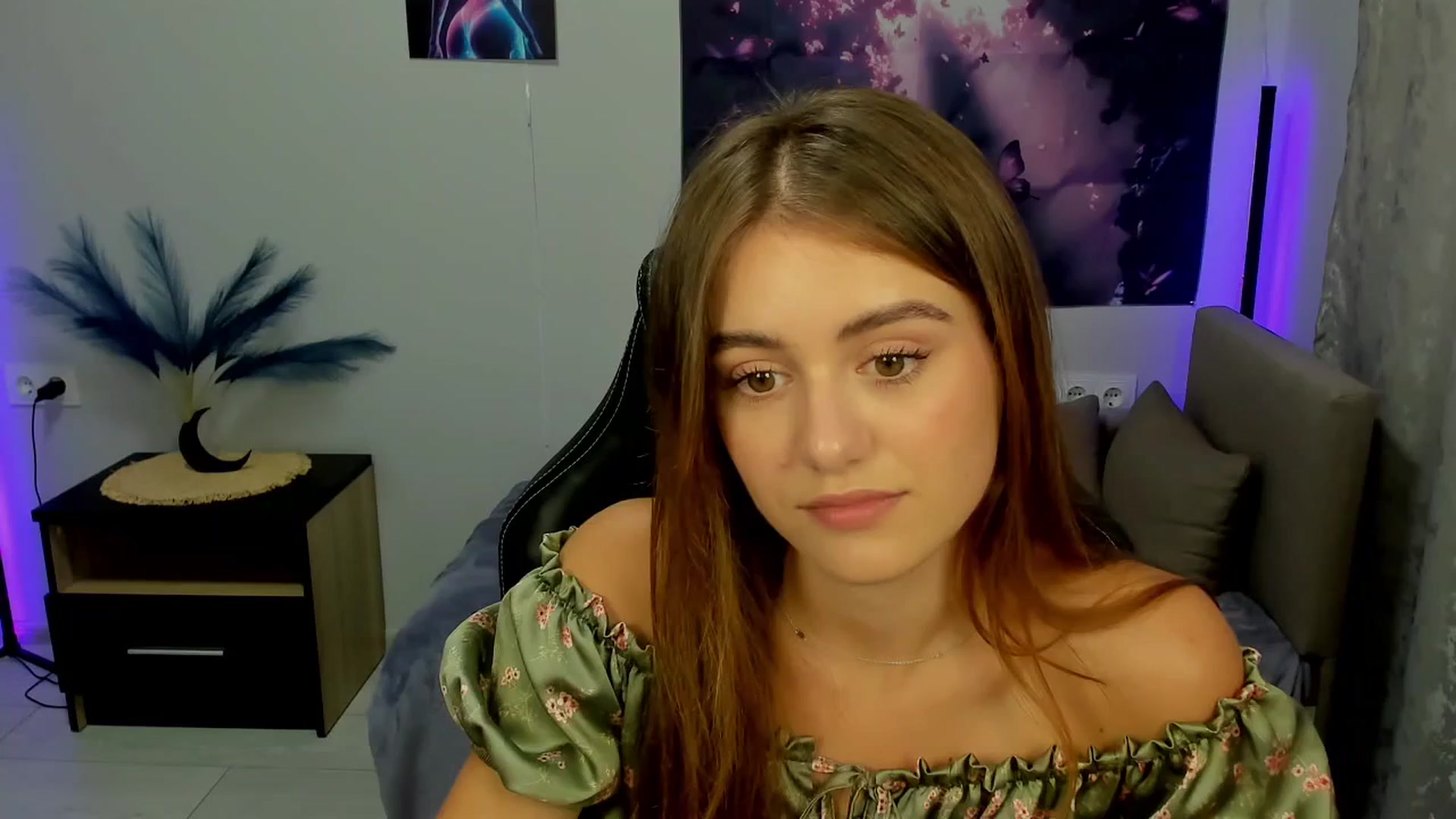 Gallery image thumbnail from TracySpark's myfreecams stream on, 09/23/2025, 08:11 image 16 of 20