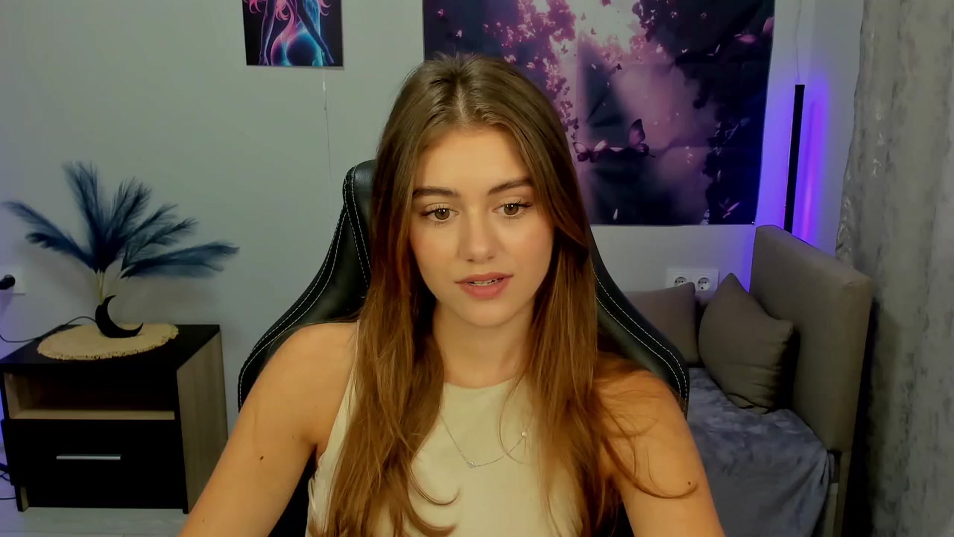 Gallery image thumbnail from TracySpark's myfreecams stream on, 09/24/2025, 09:01 image 12 of 20