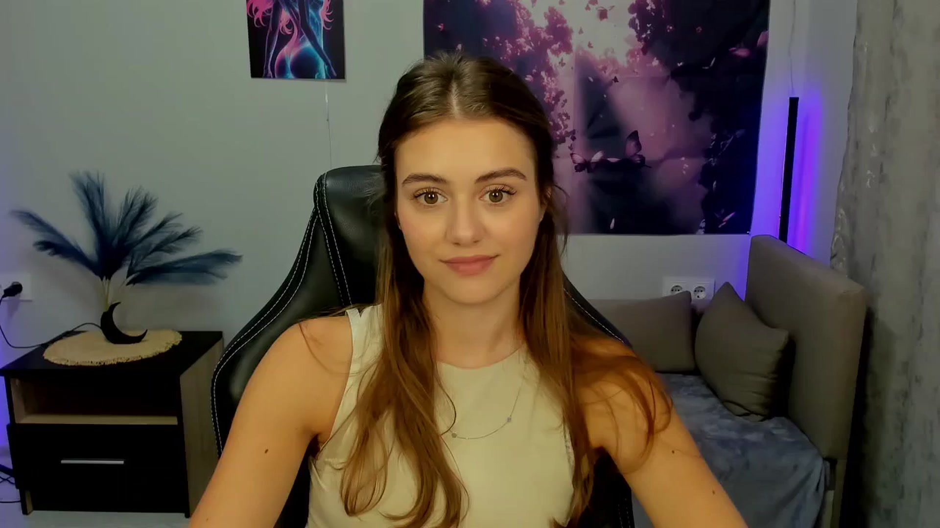 Gallery image thumbnail from TracySpark's myfreecams stream on, 09/24/2025, 10:22 image 20 of 20