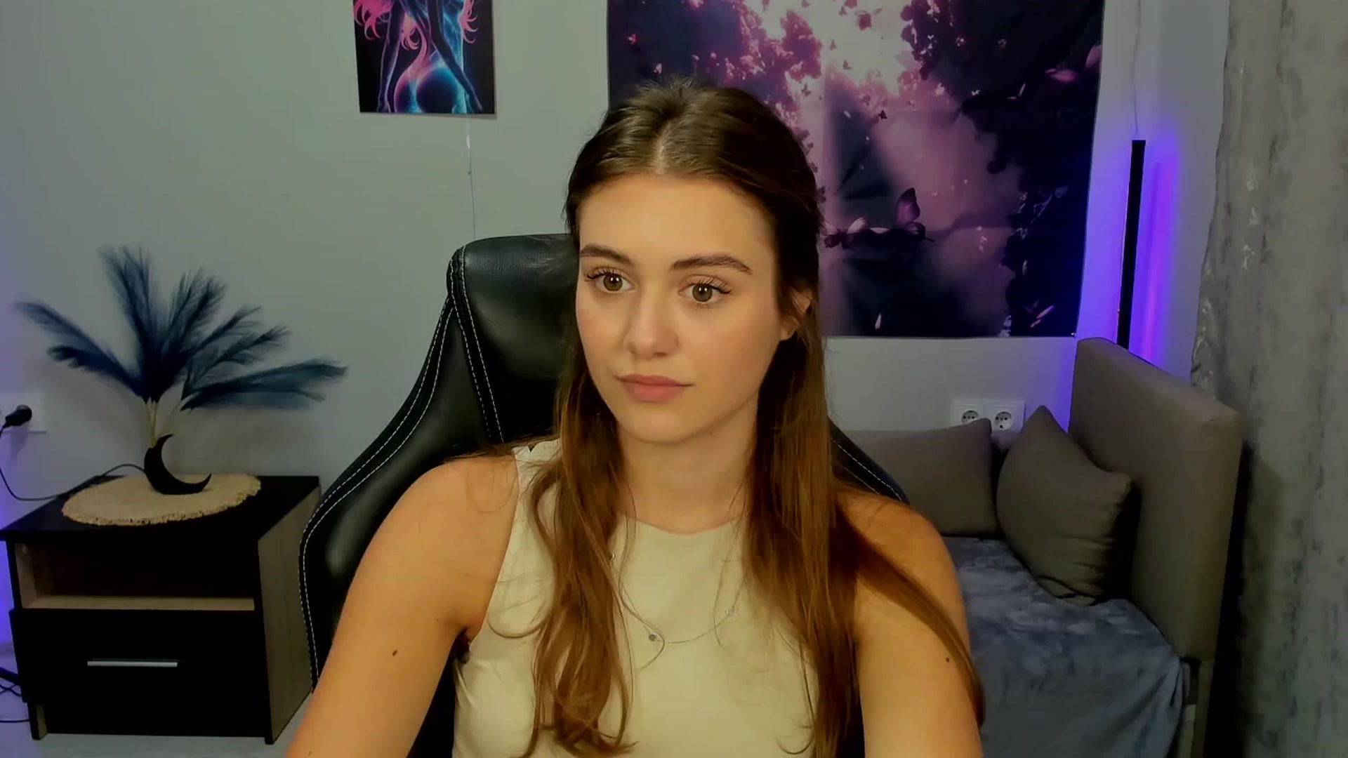 Gallery image thumbnail from TracySpark's myfreecams stream on, 09/24/2025, 10:22 image 1 of 20