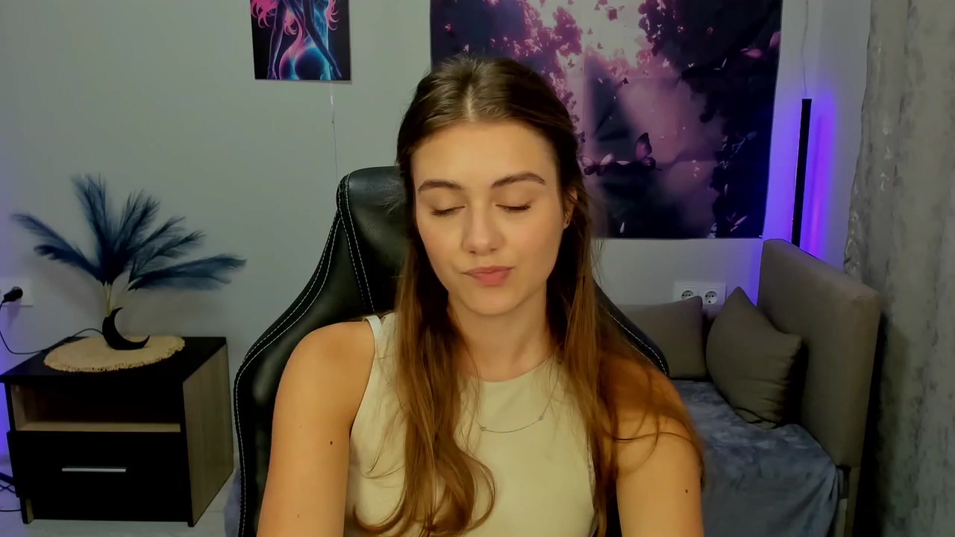Gallery image thumbnail from TracySpark's myfreecams stream on, 09/24/2025, 12:02 image 3 of 20