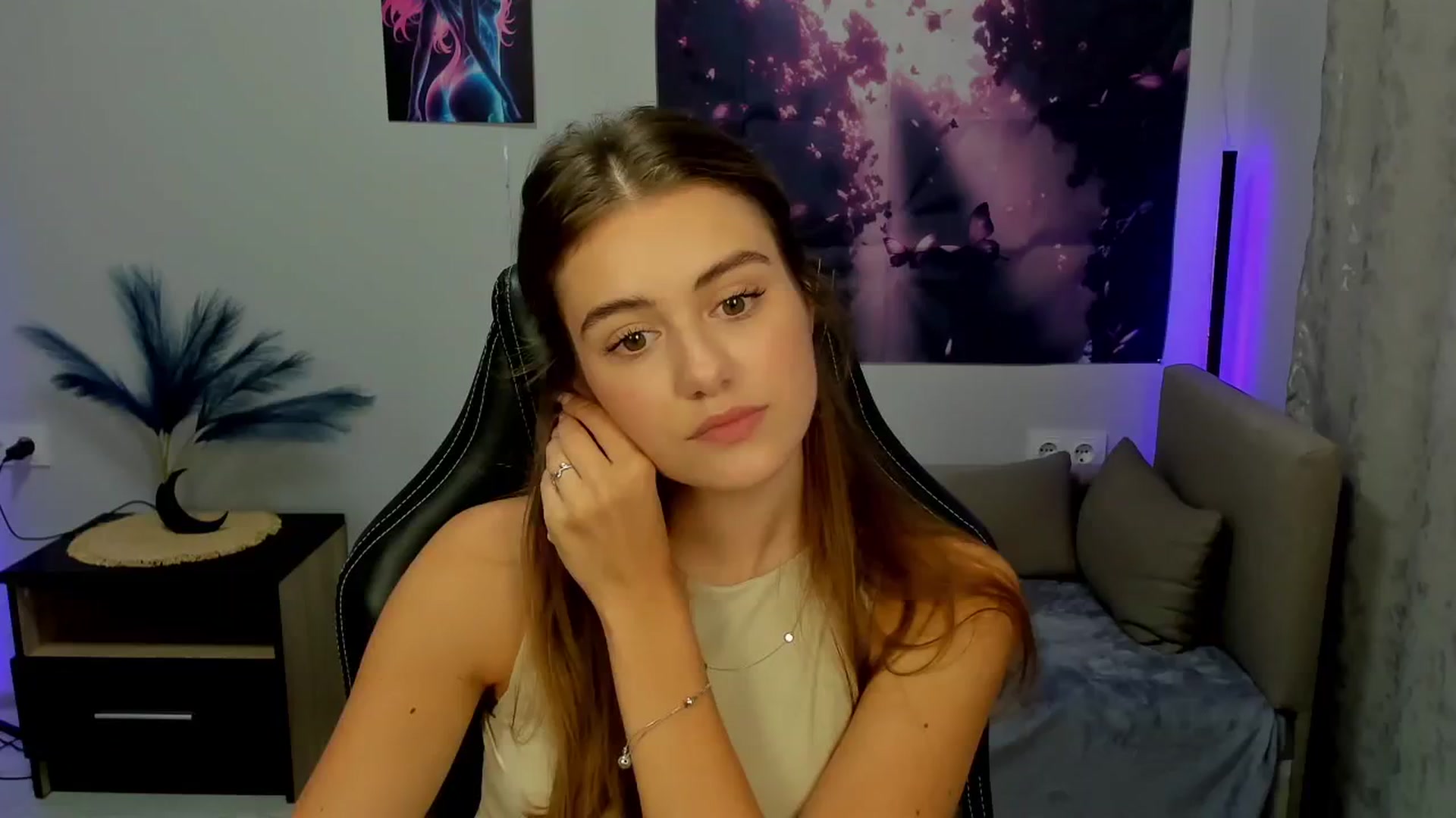 Gallery image thumbnail from TracySpark's myfreecams stream on, 09/24/2025, 12:02 image 2 of 20