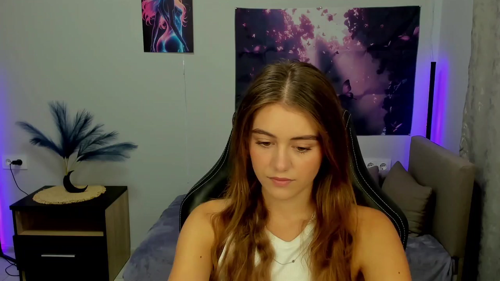 Gallery image thumbnail from TracySpark's myfreecams stream on, 09/27/2025, 07:12 image 15 of 20