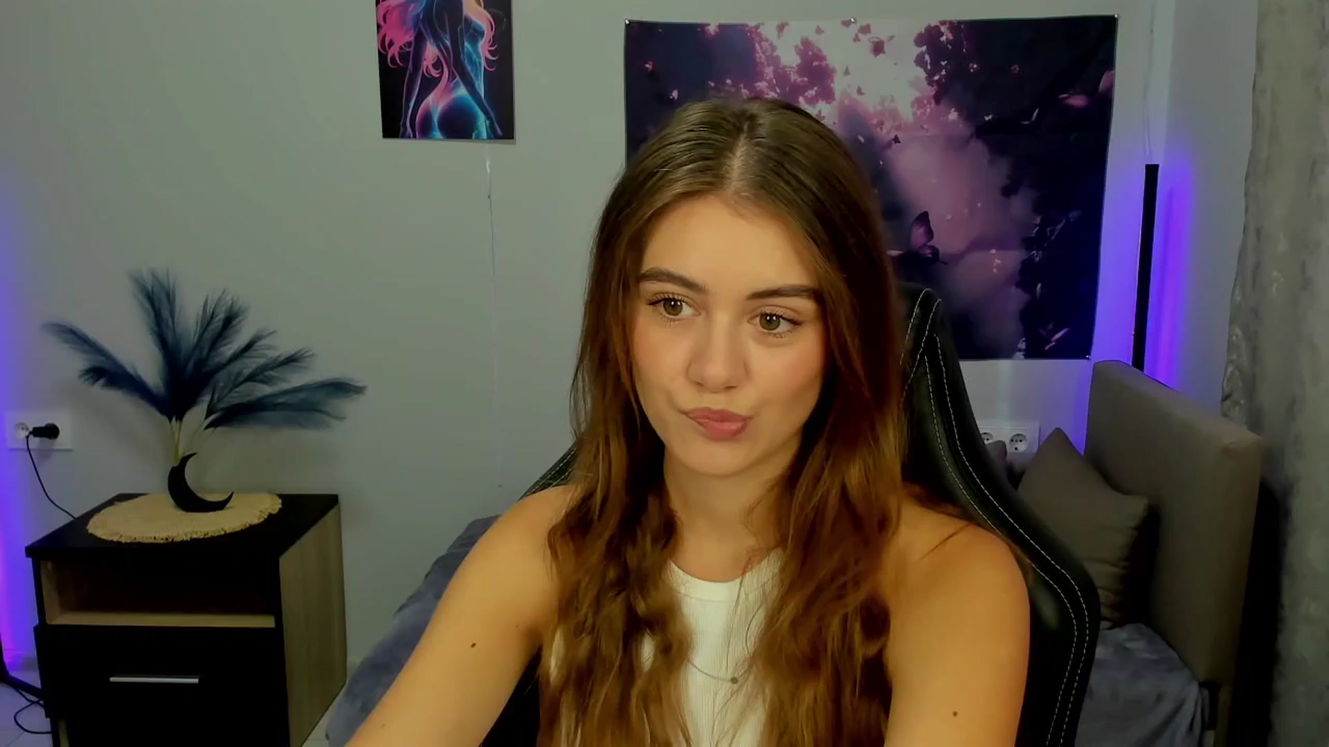 Gallery image thumbnail from TracySpark's myfreecams stream on, 09/27/2025, 07:12 image 6 of 20