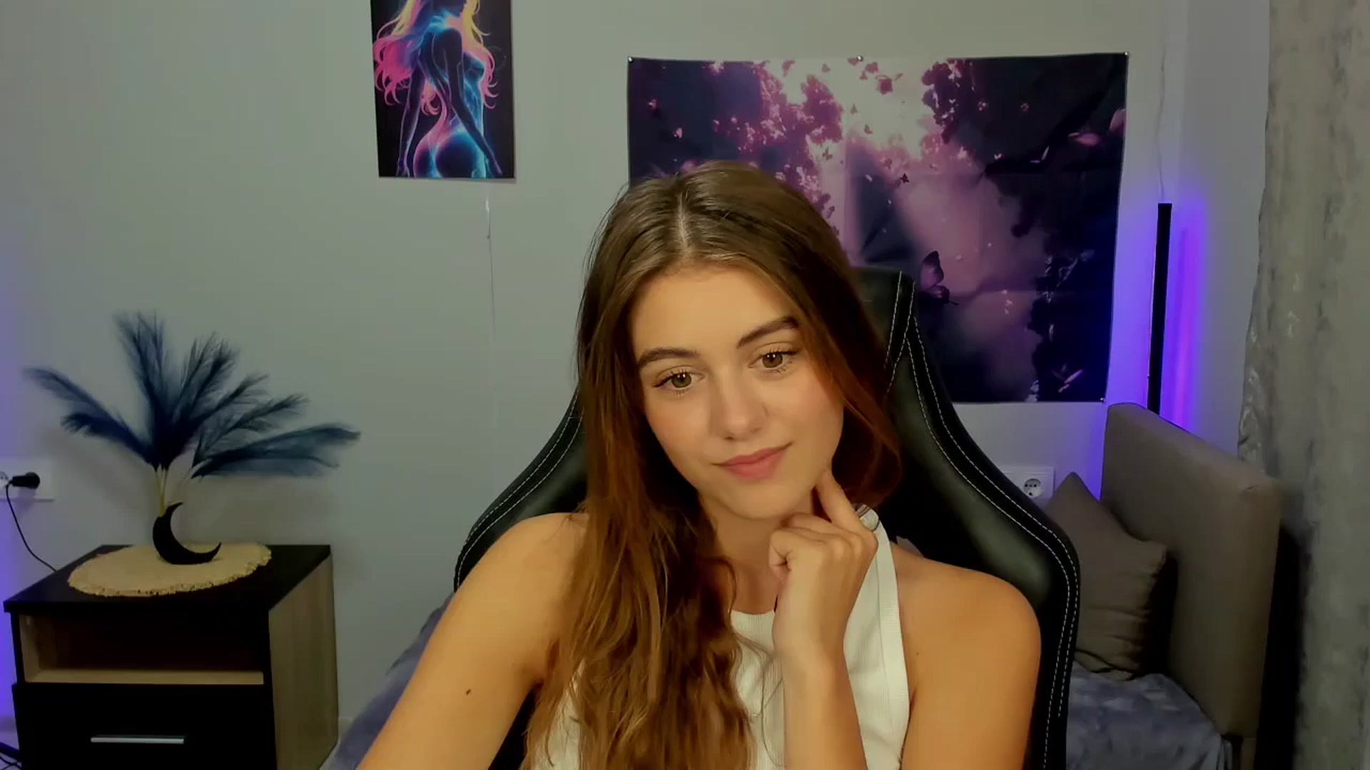 Gallery image thumbnail from TracySpark's myfreecams stream on, 09/27/2025, 12:05 image 1 of 20