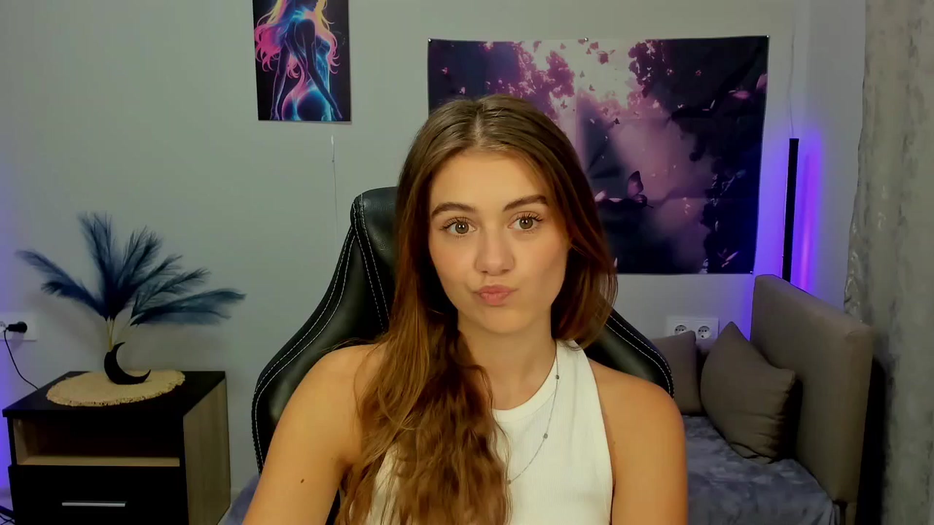 Gallery image thumbnail from TracySpark's myfreecams stream on, 09/27/2025, 12:05 image 5 of 20