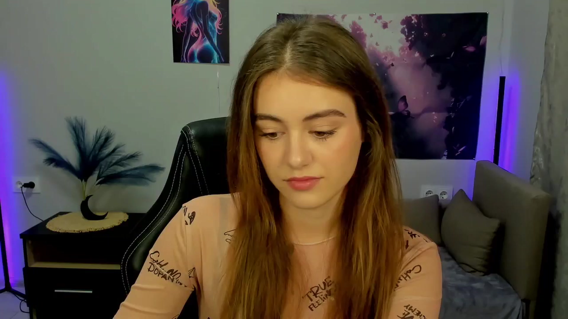 Gallery image thumbnail from TracySpark's myfreecams stream on, 09/28/2025, 07:13 image 11 of 20