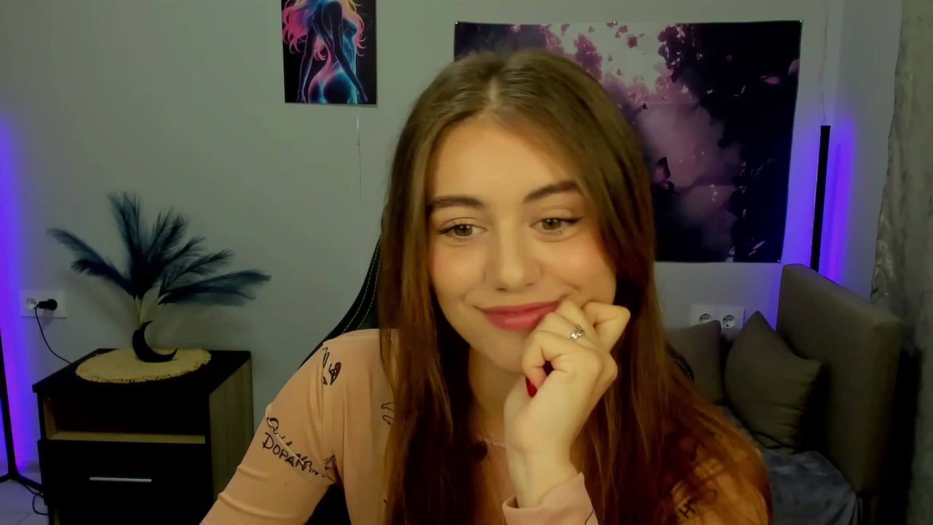 Gallery image thumbnail from TracySpark's myfreecams stream on, 09/28/2025, 07:13 image 12 of 20
