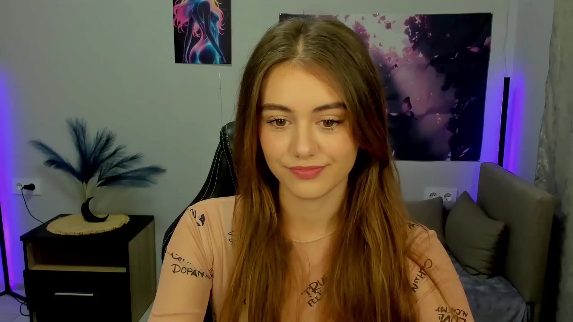 Gallery image thumbnail from TracySpark's myfreecams stream on, 09/28/2025, 07:13 image 14 of 20