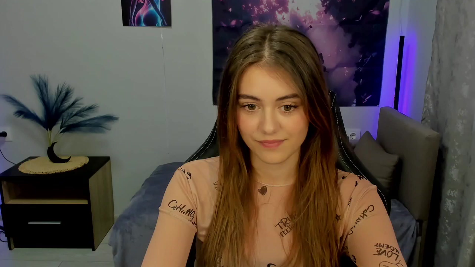 Gallery image thumbnail from TracySpark's myfreecams stream on, 09/28/2025, 12:09 image 1 of 20