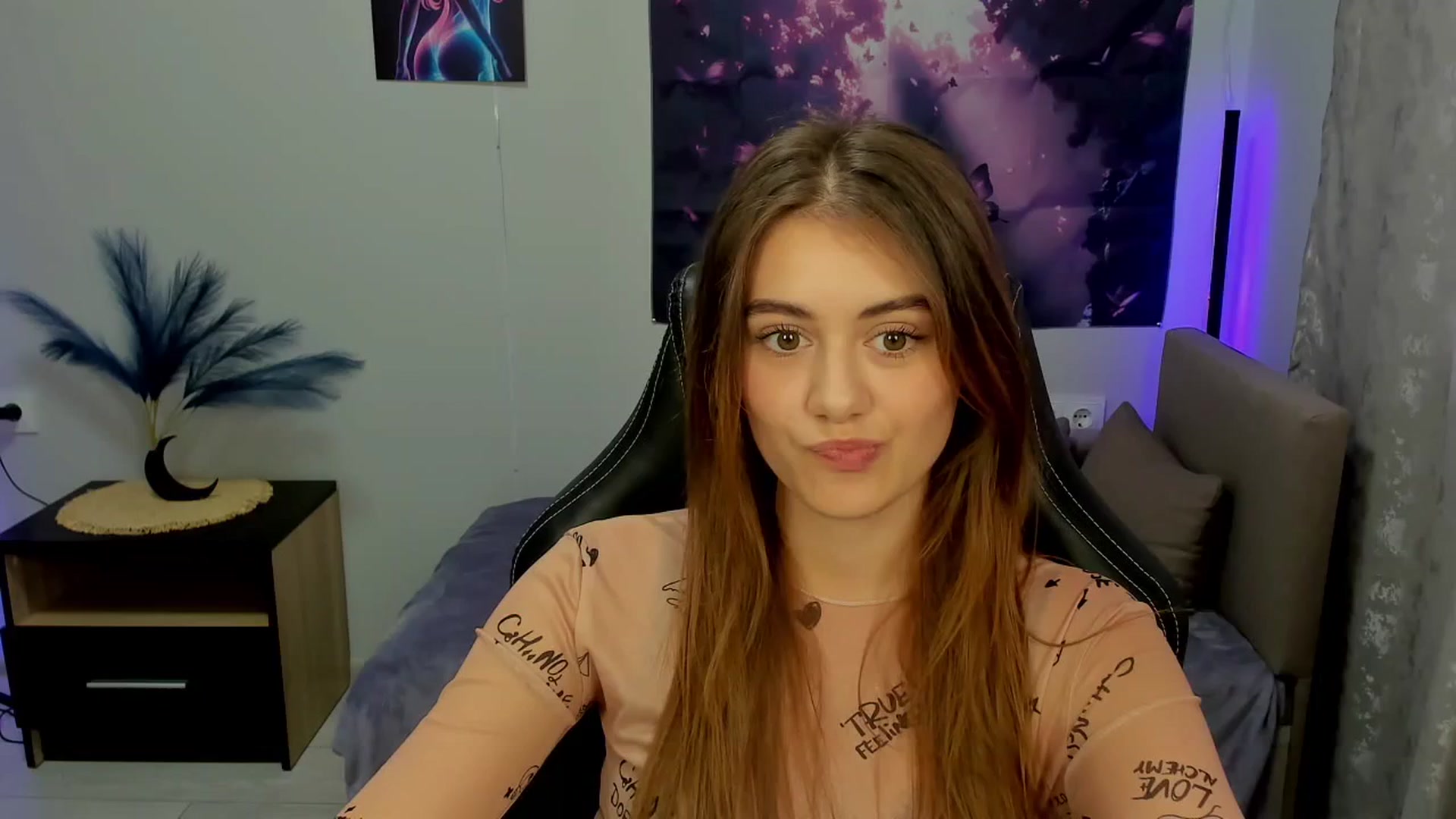 Gallery image thumbnail from TracySpark's myfreecams stream on, 09/28/2025, 12:09 image 4 of 20