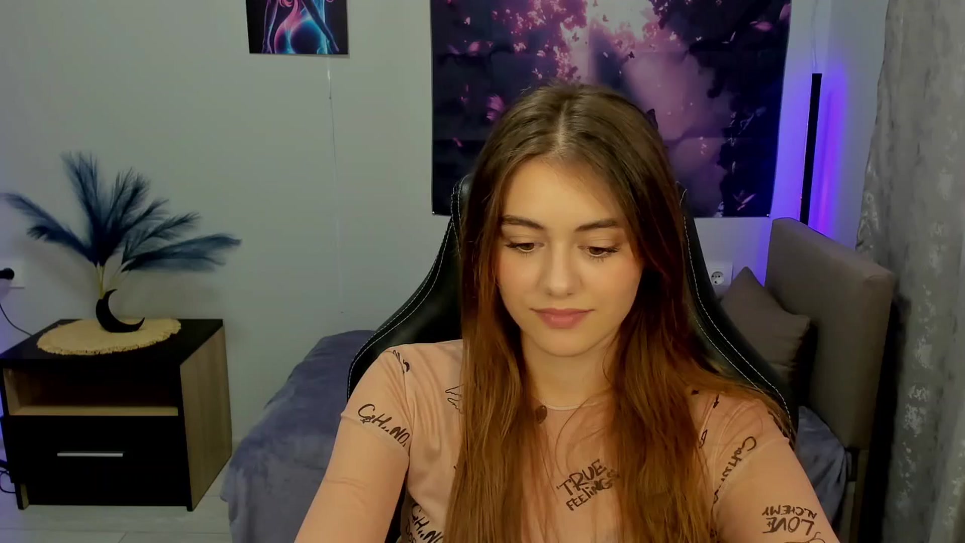 Gallery image thumbnail from TracySpark's myfreecams stream on, 09/28/2025, 12:09 image 6 of 20