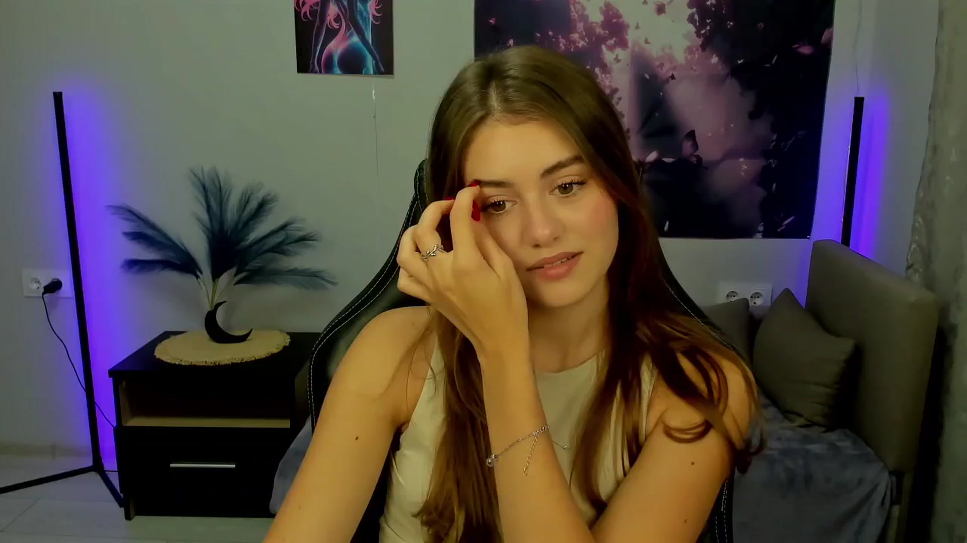 Gallery image thumbnail from TracySpark's myfreecams stream on, 09/30/2025, 07:01 image 6 of 20