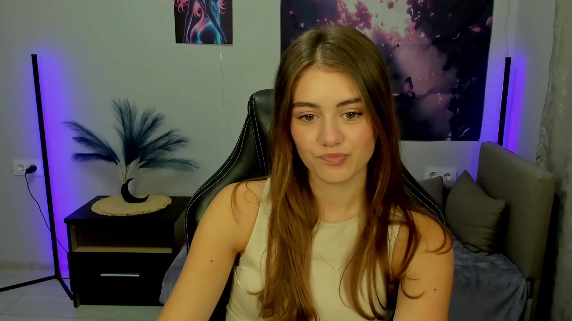 Gallery image thumbnail from TracySpark's myfreecams stream on, 09/30/2025, 07:01 image 9 of 20