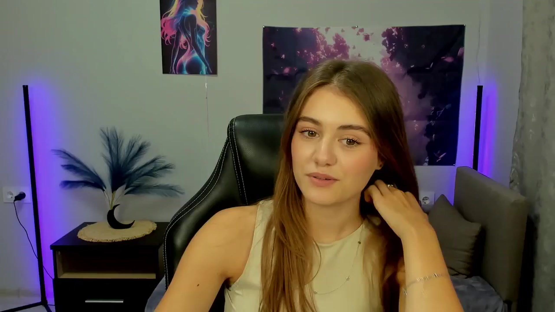 Gallery image thumbnail from TracySpark's myfreecams stream on, 09/30/2025, 10:17 image 5 of 20