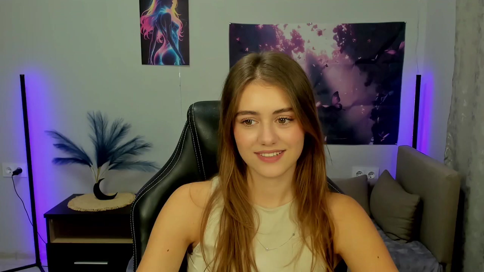 Gallery image thumbnail from TracySpark's myfreecams stream on, 09/30/2025, 10:17 image 15 of 20