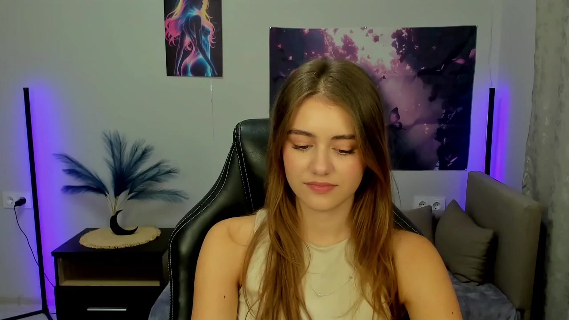Gallery image thumbnail from TracySpark's myfreecams stream on, 09/30/2025, 10:17 image 16 of 20