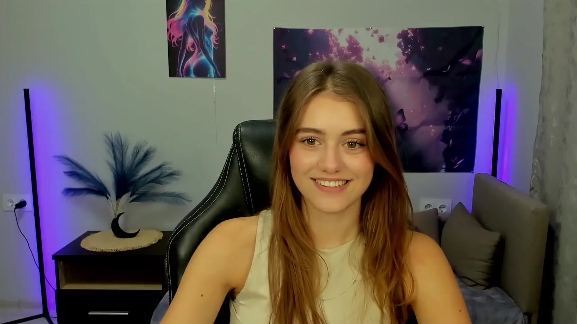 Gallery image thumbnail from TracySpark's myfreecams stream on, 09/30/2025, 10:17 image 7 of 20