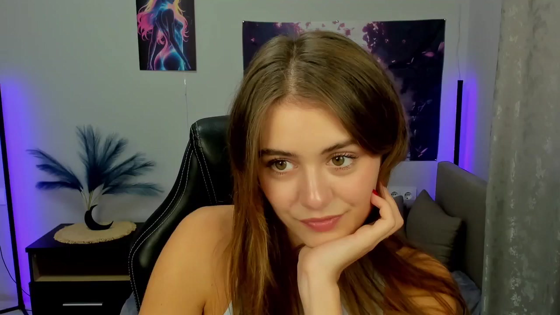 Gallery image thumbnail from TracySpark's myfreecams stream on, 10/01/2025, 10:46 image 11 of 20