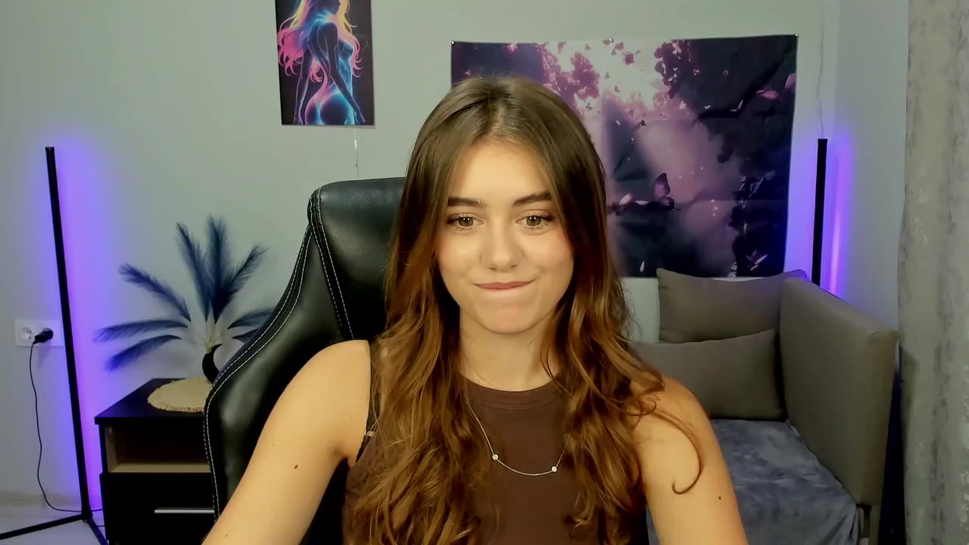 Gallery image thumbnail from TracySpark's myfreecams stream on, 10/07/2025, 09:31 image 6 of 20