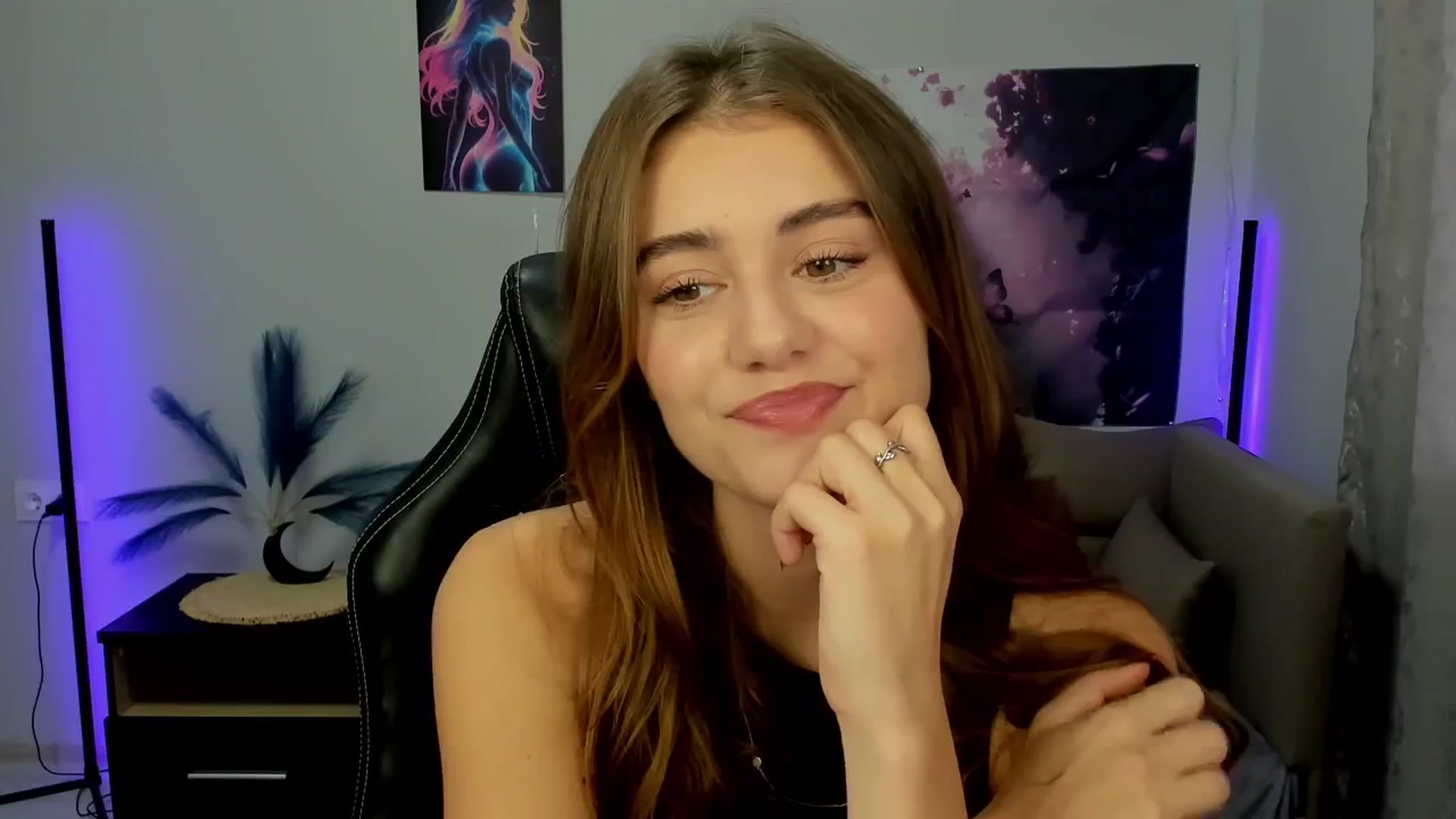 Gallery image thumbnail from TracySpark's myfreecams stream on, 10/10/2025, 07:51 image 7 of 20