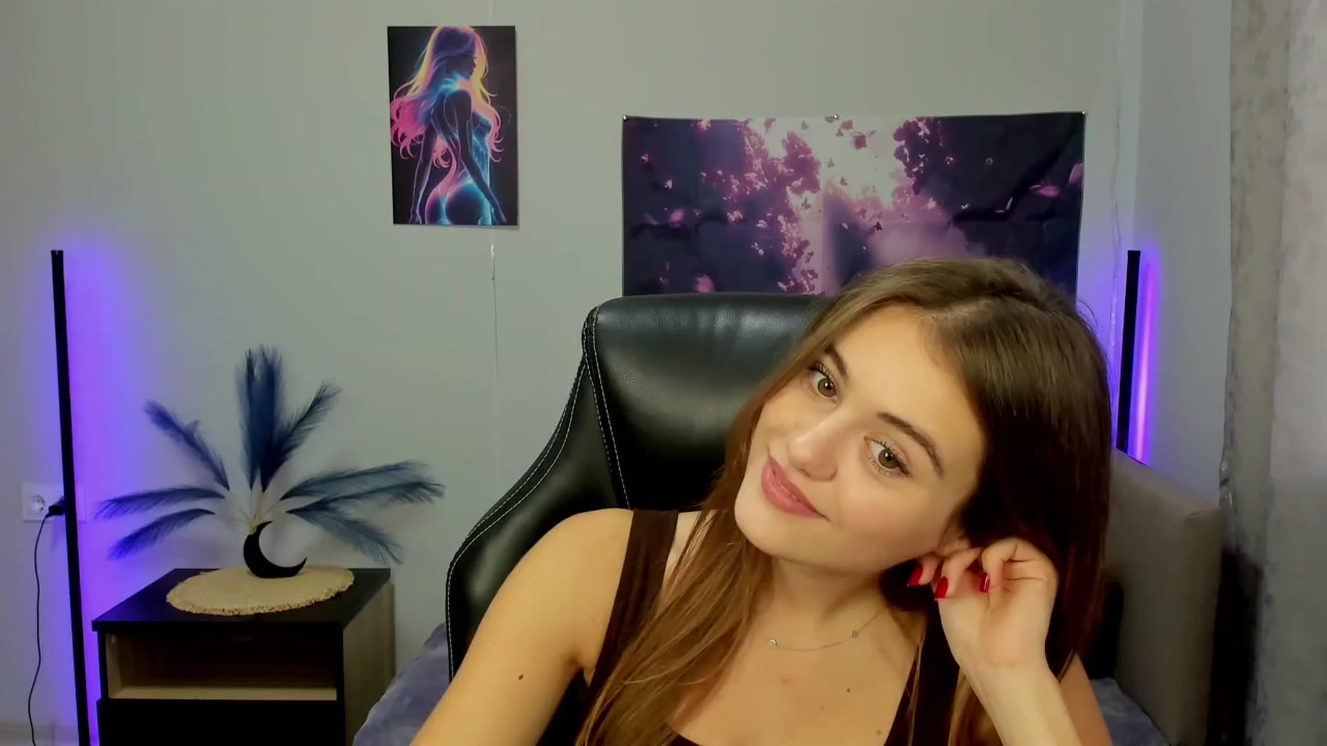 Gallery image thumbnail from TracySpark's myfreecams stream on, 10/11/2025, 08:17 image 1 of 20