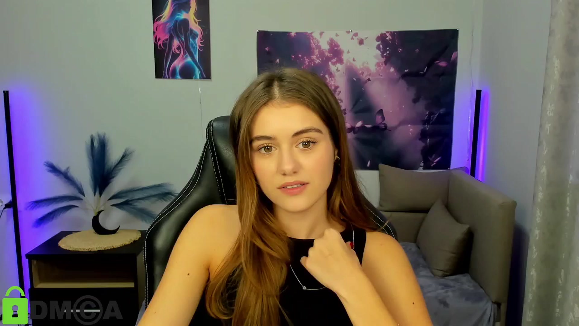 Gallery image thumbnail from TracySpark's myfreecams stream on, 10/20/2025, 11:21 image 15 of 20