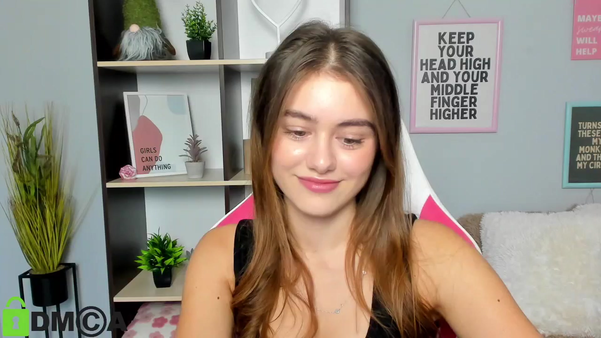 Gallery image thumbnail from TracySpark's myfreecams stream on, 11/12/2025, 12:11 image 11 of 20