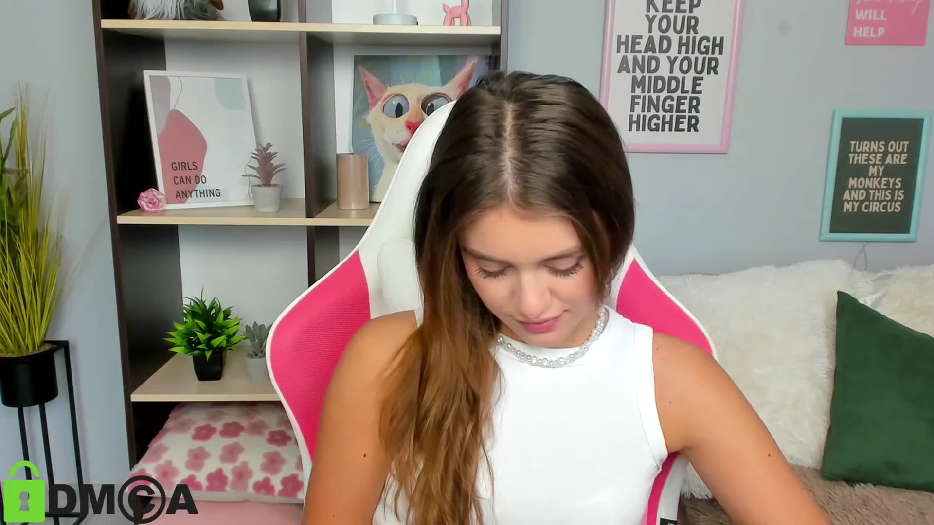 Gallery image thumbnail from TracySpark's myfreecams stream on, 11/25/2025, 08:49 image 15 of 20