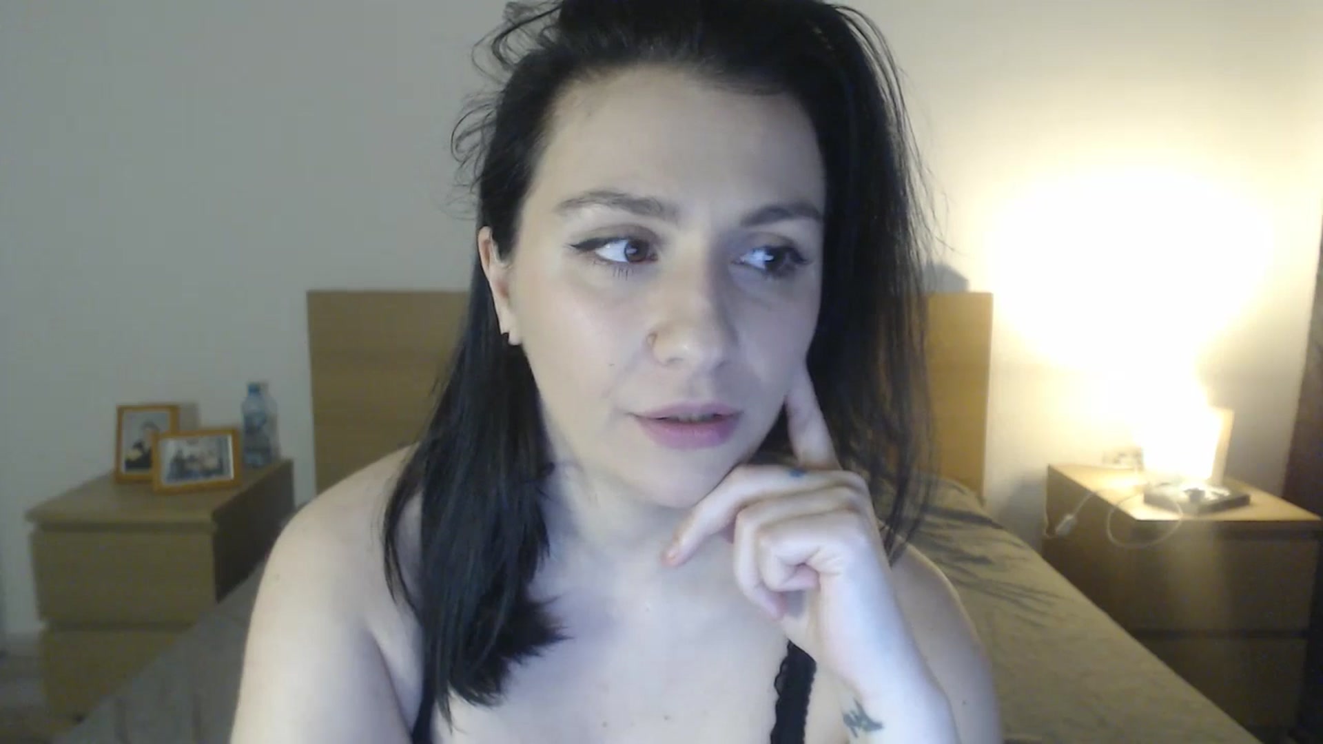 Gallery image thumbnail from TrekkieRae's myfreecams stream on, 03/31/2024, 20:06 image 11 of 20
