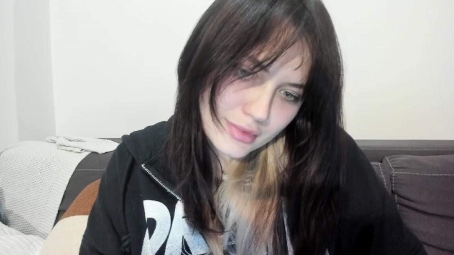 Gallery image thumbnail from TribleMary's myfreecams stream on, 10/16/2025, 21:41 image 13 of 20
