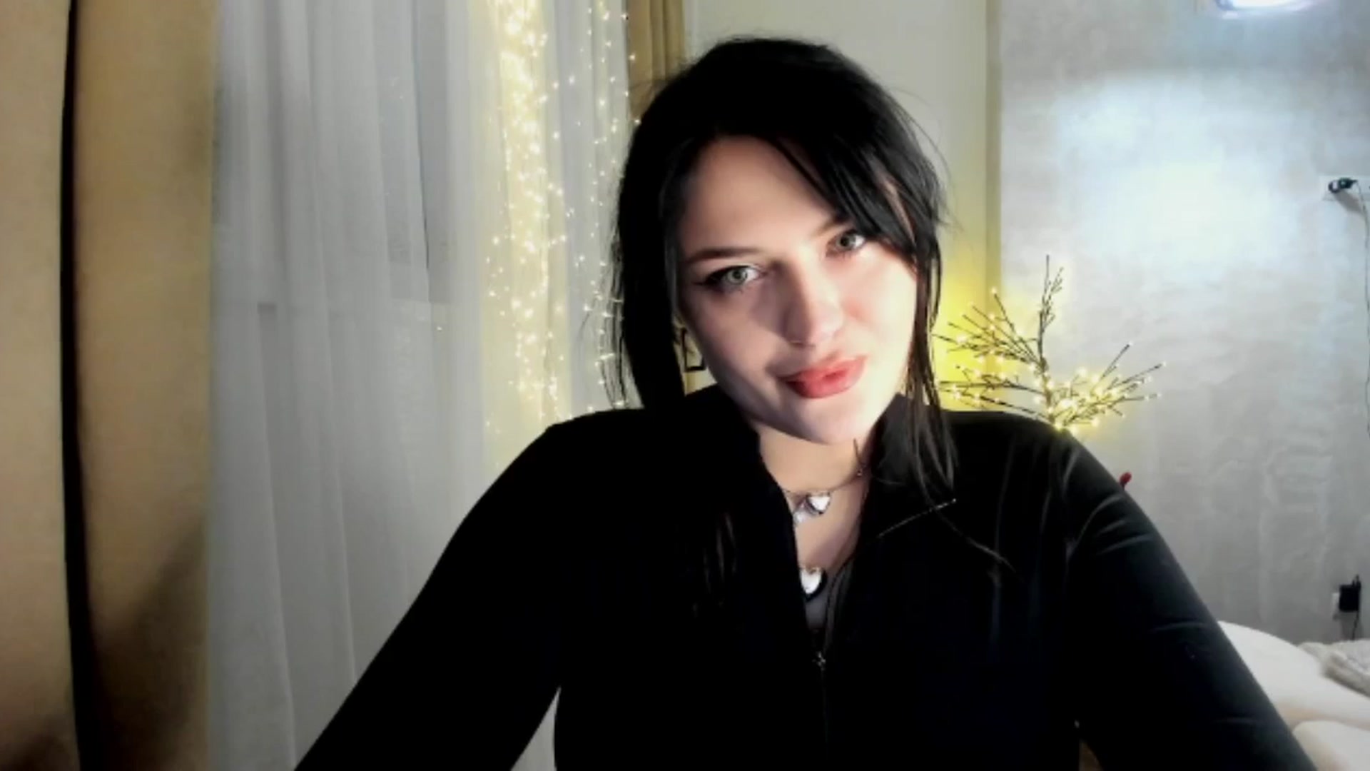 Gallery image thumbnail from TribleMary's myfreecams stream on, 12/18/2025, 15:41 image 11 of 20