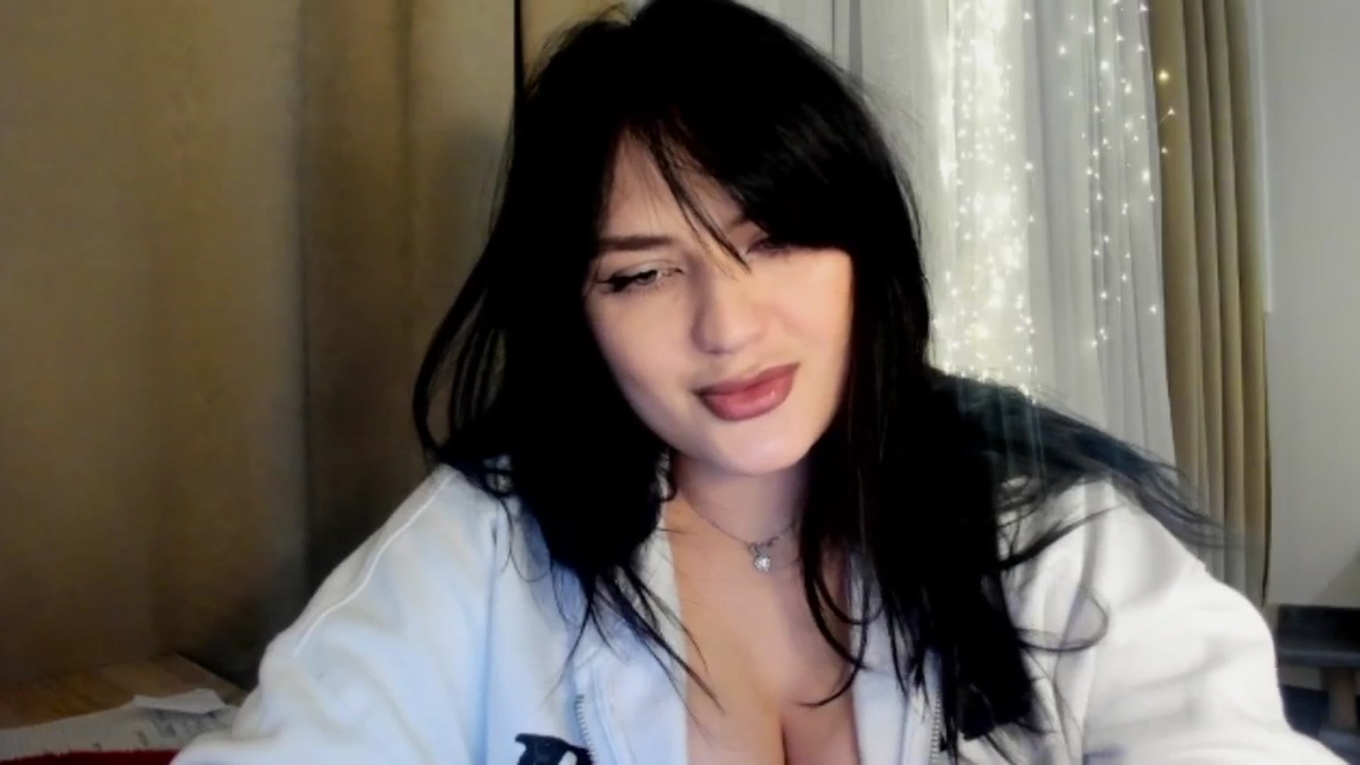 Gallery image thumbnail from TribleMary's myfreecams stream on, 12/19/2025, 15:37 image 13 of 20