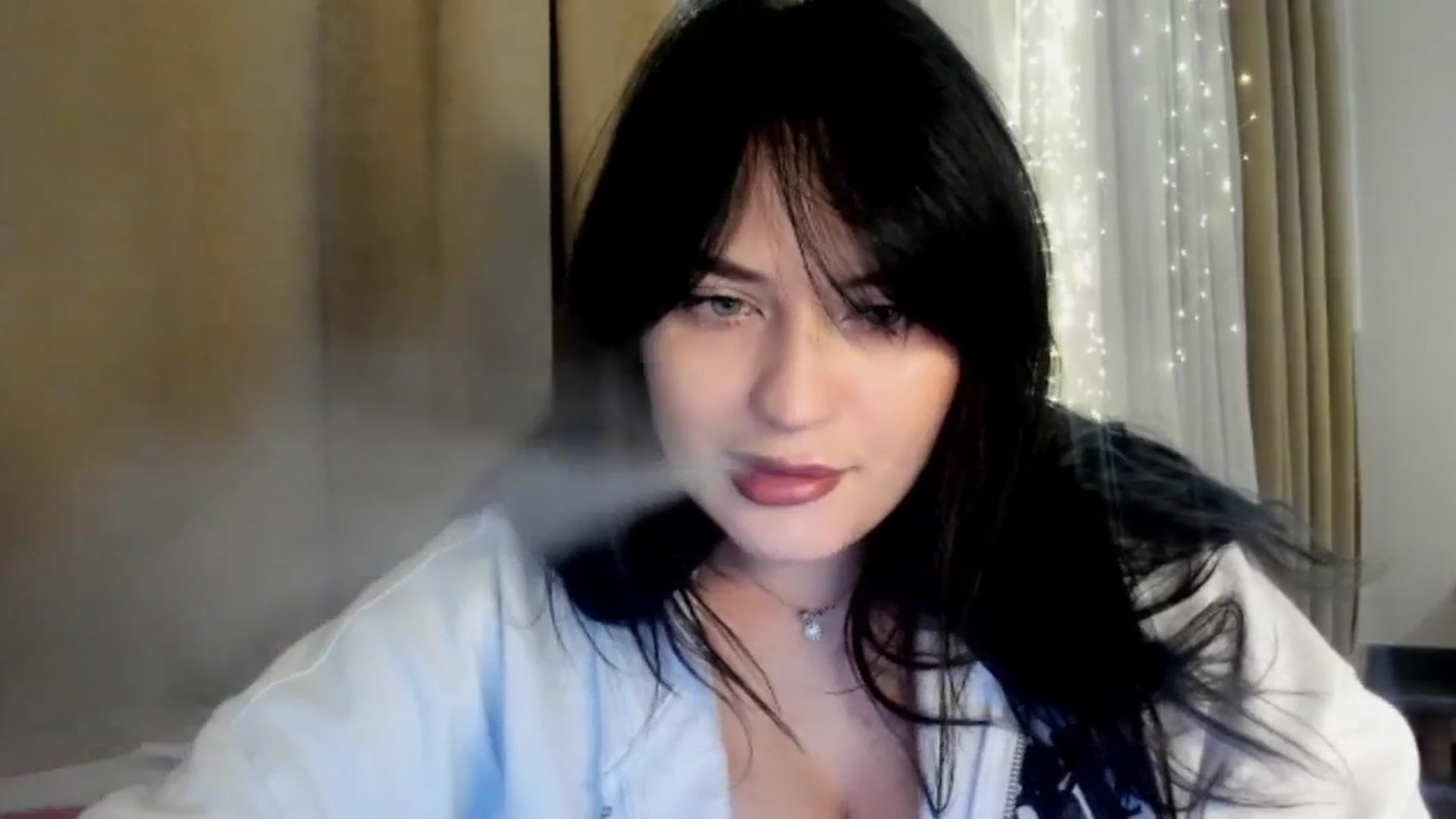 Gallery image thumbnail from TribleMary's myfreecams stream on, 12/19/2025, 15:37 image 12 of 20