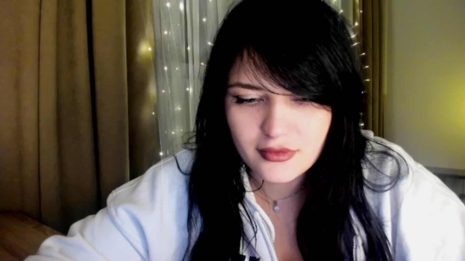 Gallery image thumbnail from TribleMary's myfreecams stream on, 12/19/2025, 20:03 image 18 of 20