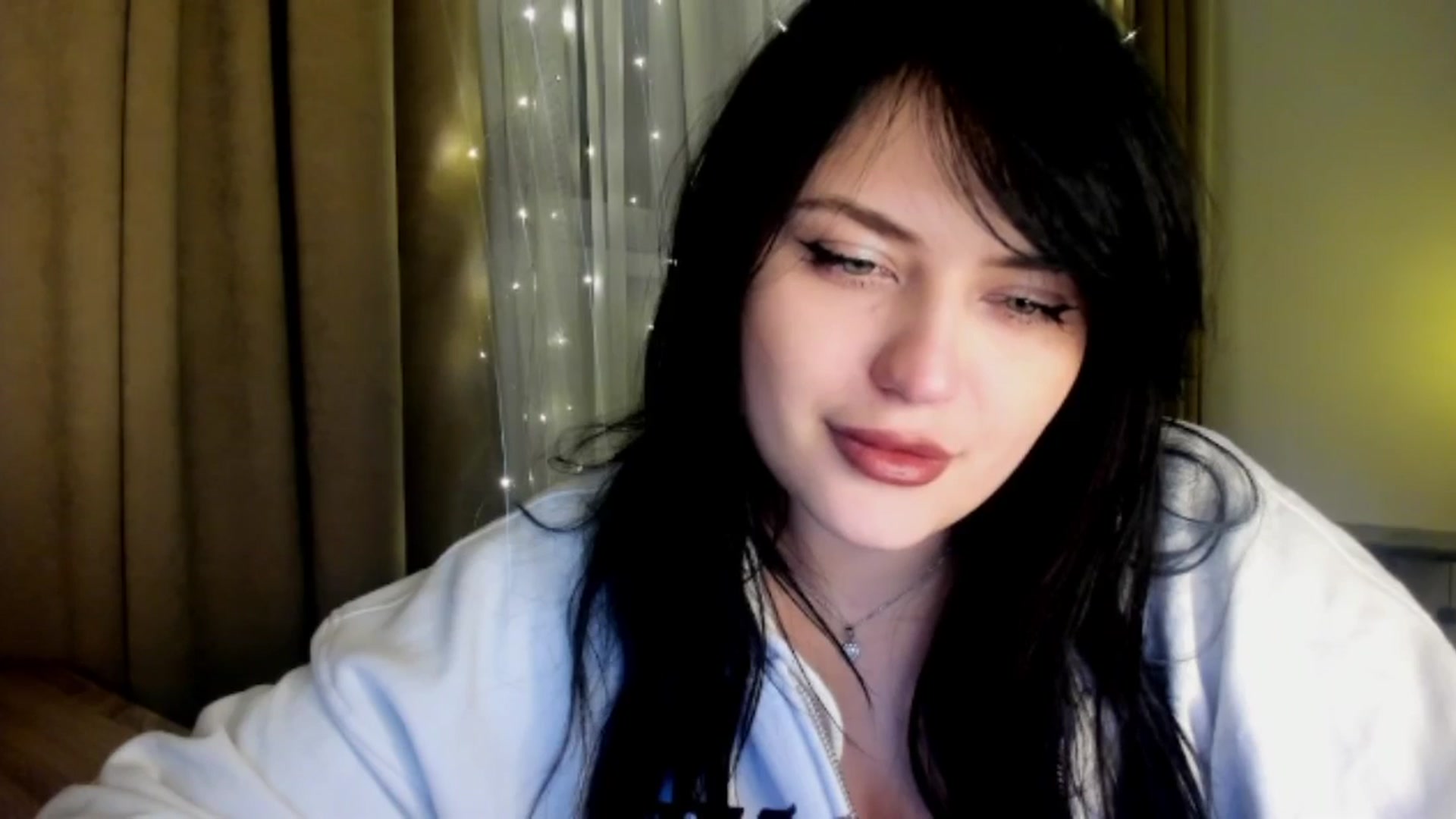 Gallery image thumbnail from TribleMary's myfreecams stream on, 12/19/2025, 20:03 image 12 of 20
