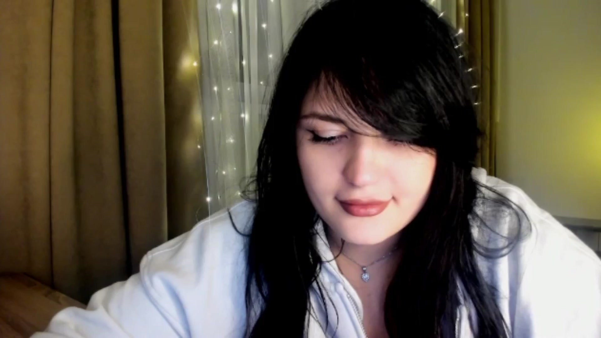 Gallery image thumbnail from TribleMary's myfreecams stream on, 12/19/2025, 20:03 image 19 of 20