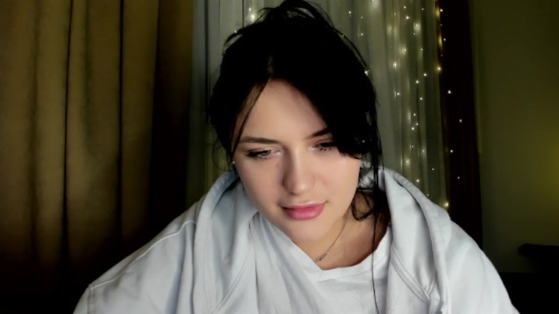 Gallery image thumbnail from TribleMary's myfreecams stream on, 12/22/2025, 14:43 image 18 of 20