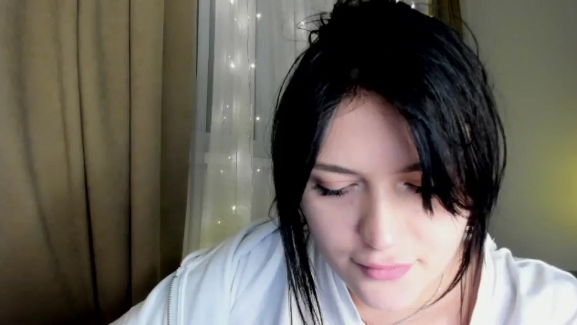 Gallery image thumbnail from TribleMary's myfreecams stream on, 12/22/2025, 20:11 image 8 of 20