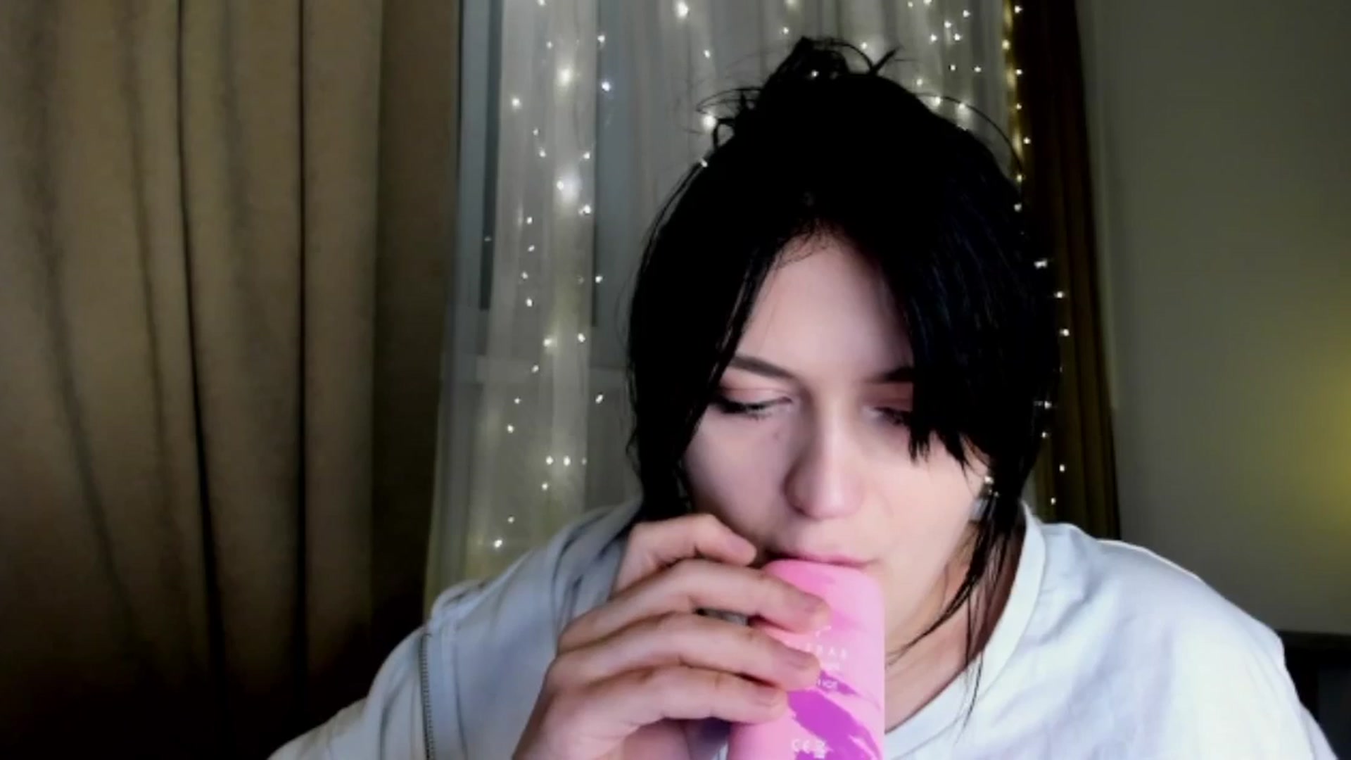 Gallery image thumbnail from TribleMary's myfreecams stream on, 12/22/2025, 20:11 image 19 of 20
