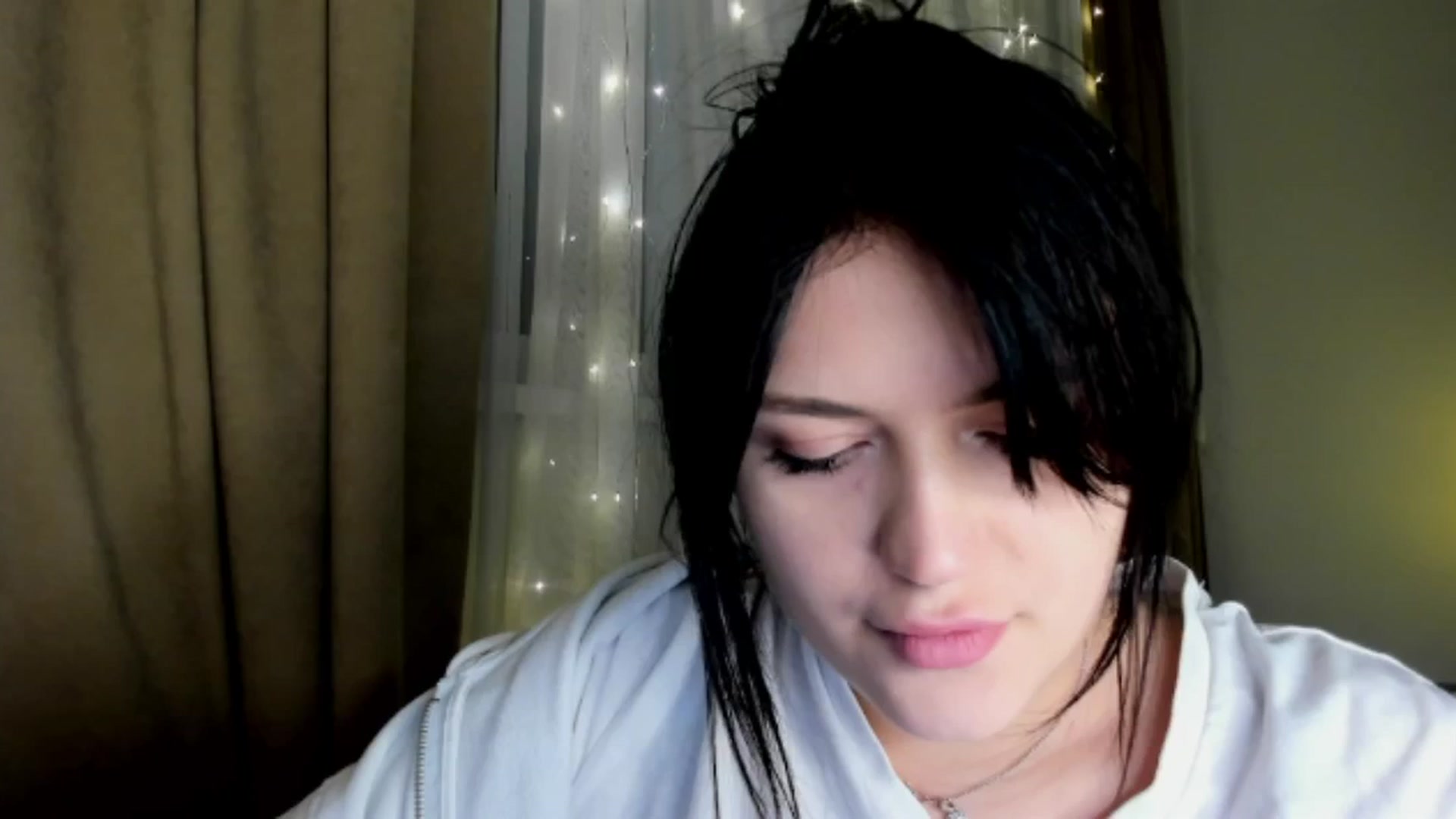 Gallery image thumbnail from TribleMary's myfreecams stream on, 12/22/2025, 20:11 image 9 of 20